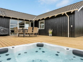 Holiday Home Arvo - from the sea by Interhome